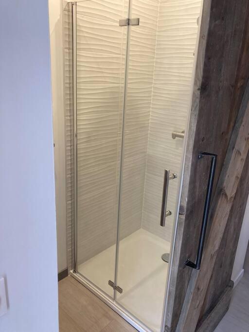 Appartement Centre Ville Quimper Avec Terrasse Екстериор снимка
